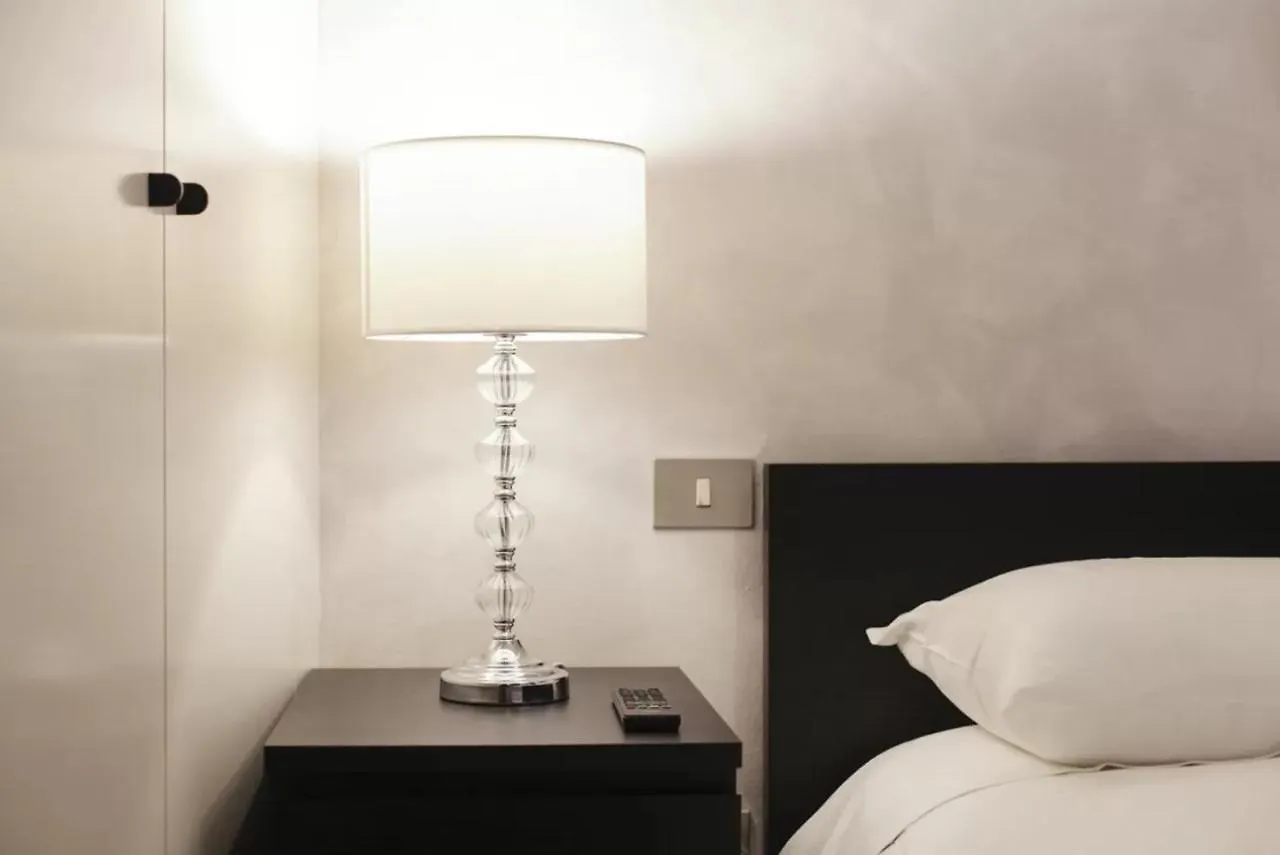 Italianway - Unione 8 Appartamento Milano