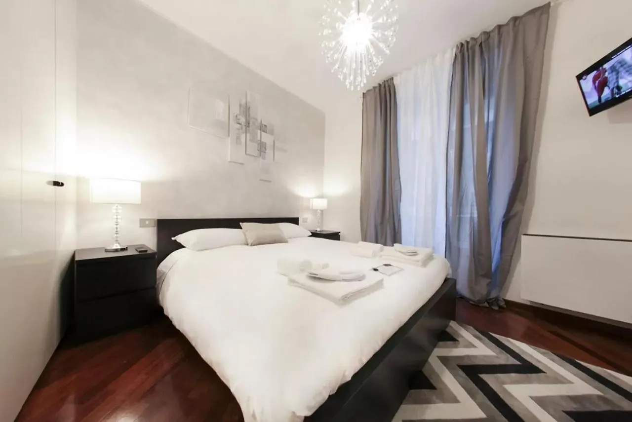 Italianway - Unione 8 Apartamento Milão