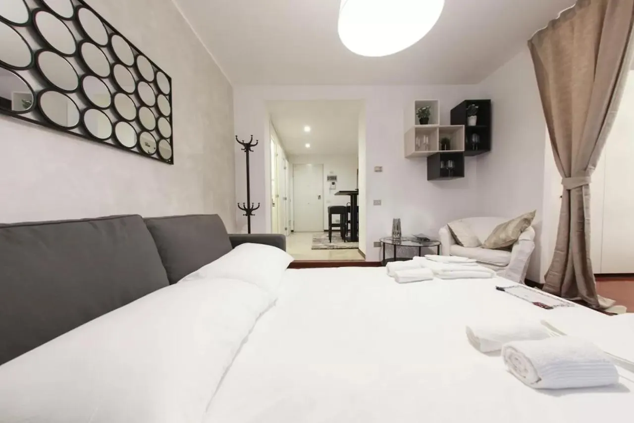 Italianway - Unione 8 Apartamento Milão