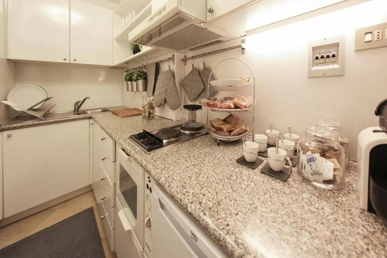 Italianway - Unione 8 Apartamento Milão